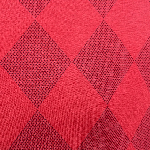 St. John’s Bay Men’s Polo Shirt Short Sleeves 2XL Maroon & Red Diamond Pattern - Picture 4 of 15